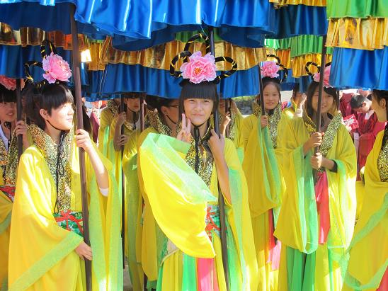 2012我校学生参演济渎祭水之宫女
